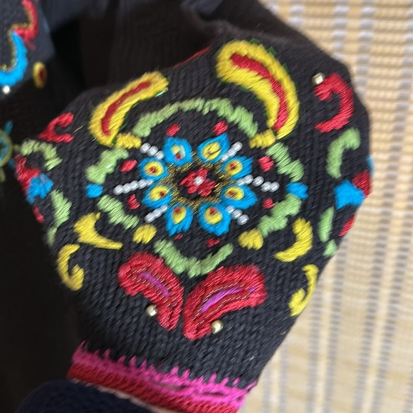 Work in Progress Classics Vintage 1990s Black Floral Knit Cardigan Sweater Large - Picture 10 of 16